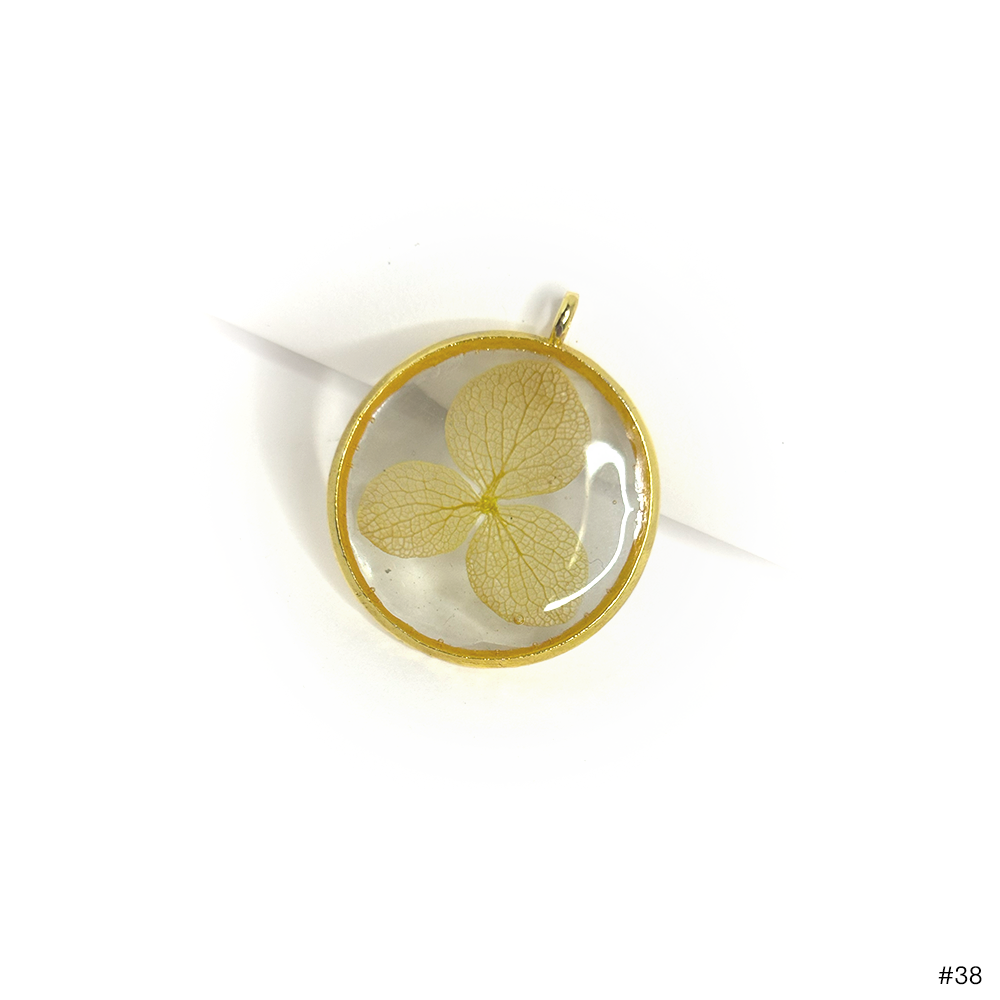 Golden Hydrangea Charm - Madhues