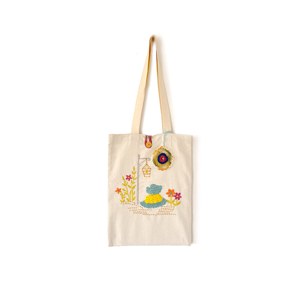 Feathered Friends Tote - Madhues