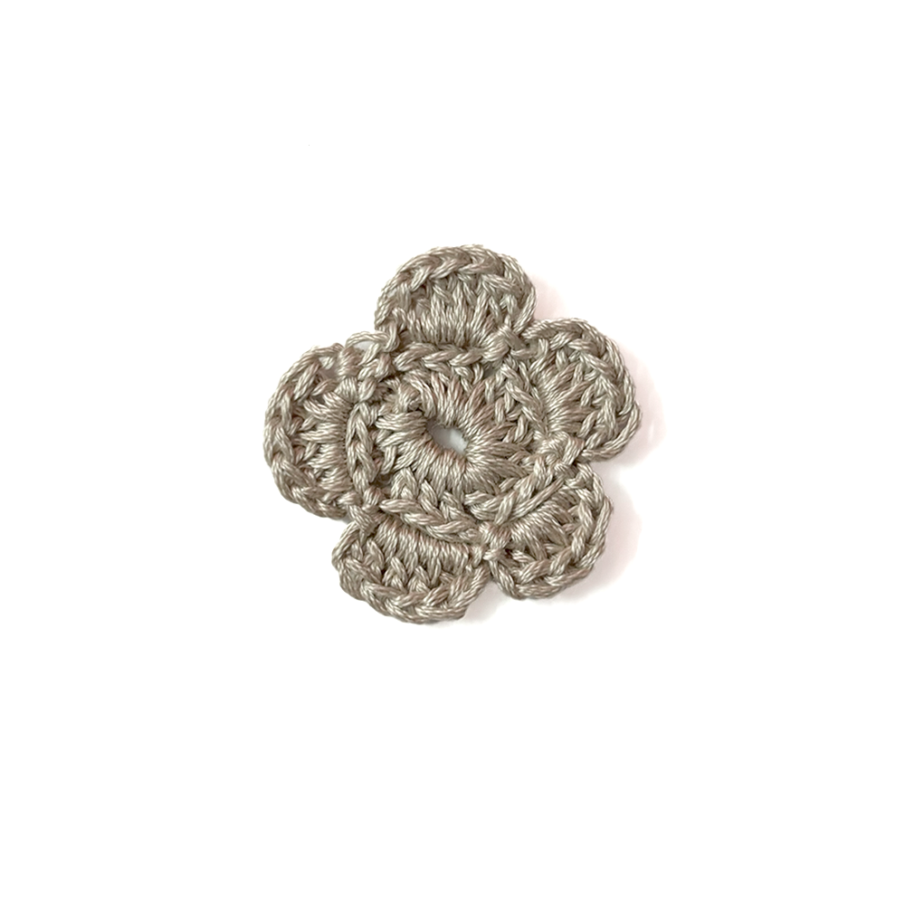 Crochet Blossom Button - Madhues