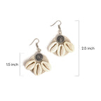 Seashell Serenade - Madhues