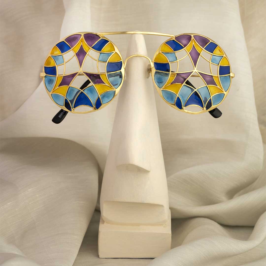 Artistic Mosaic Round Sunglasses with Gold Metal Frames