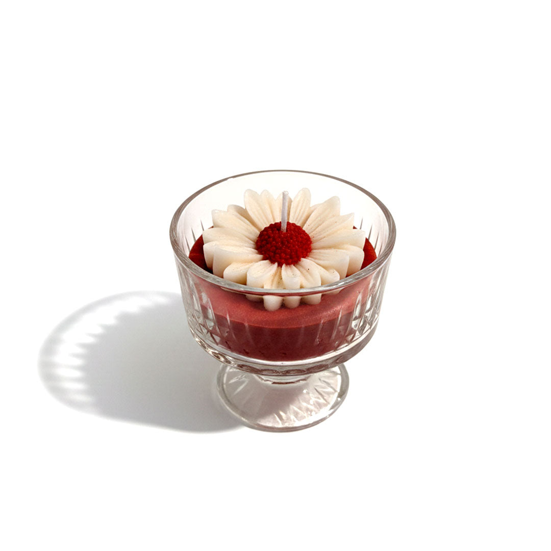 Elegant Daisy Blossom Scented Candle in Glass Cup