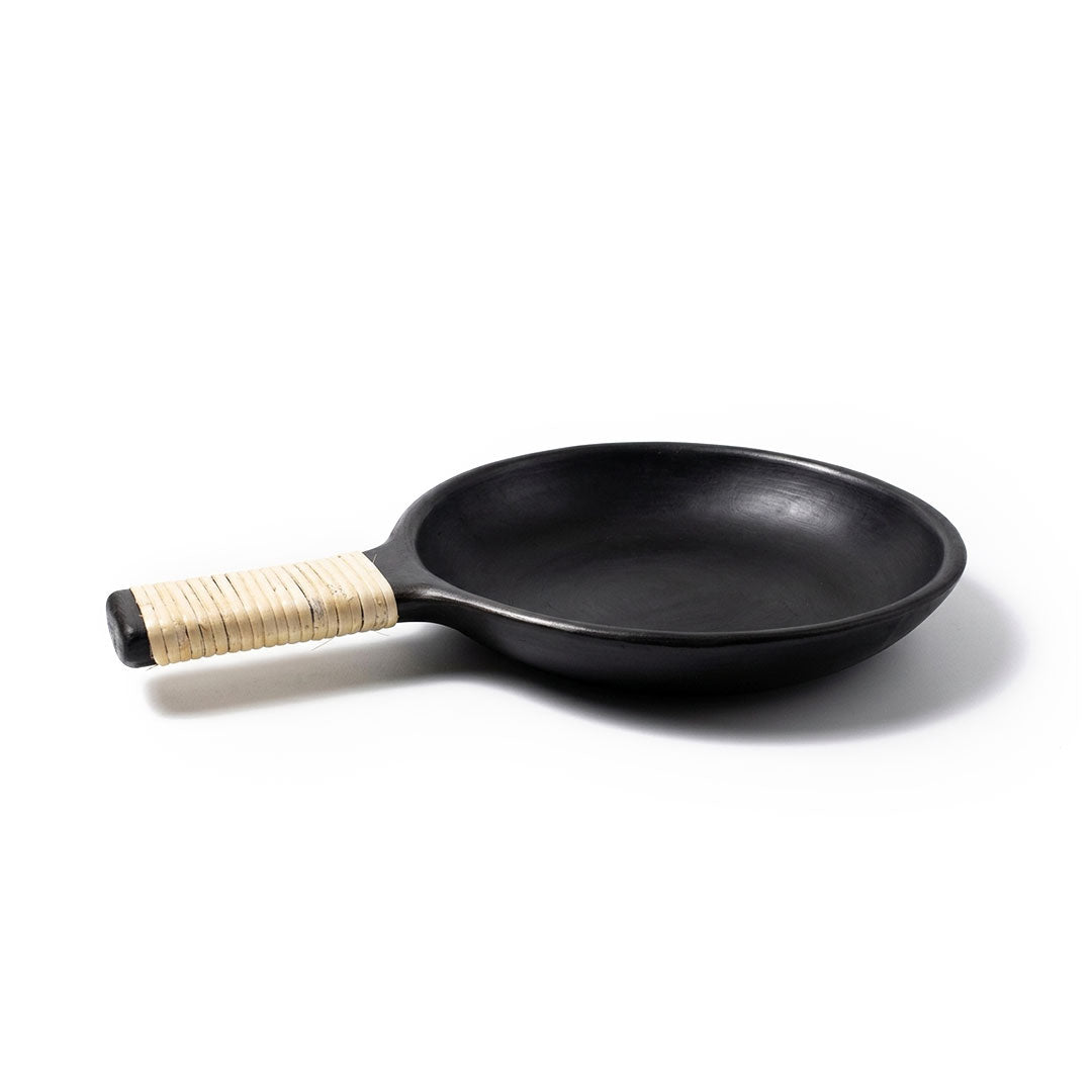 Longpi Black Pottery Skillet Pan with Rattan-Wrapped Handle