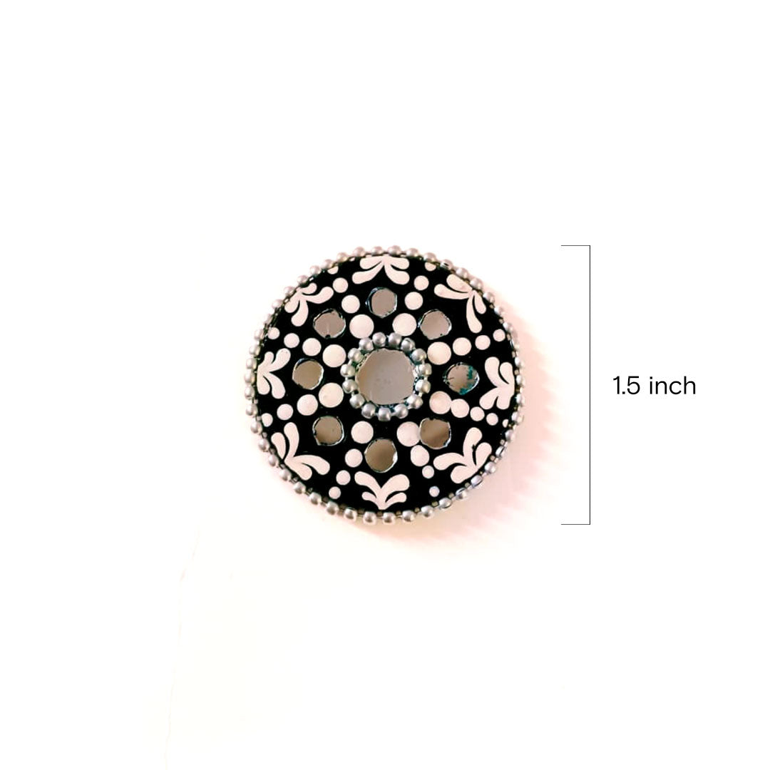 Onyx & Ivory Floral Mirror Ring - Image 2
