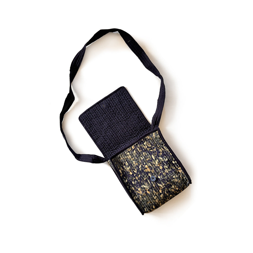 Golden Lattice Quilted Sling Bag - Madhues