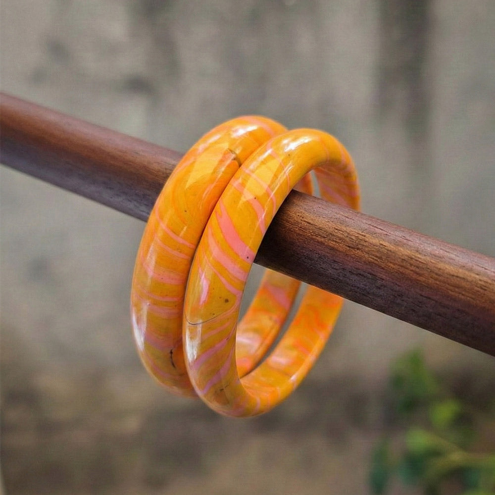 Vibrant Orange & Pink Swirl Resin Bangle Set - Madhues