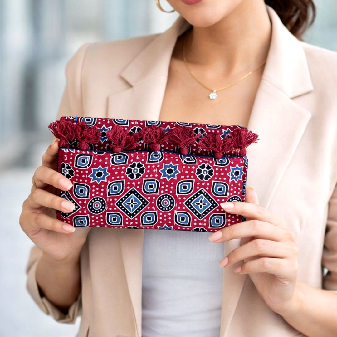 Kasida Kari Hand-Embroidered Ethnic Clutch Bag