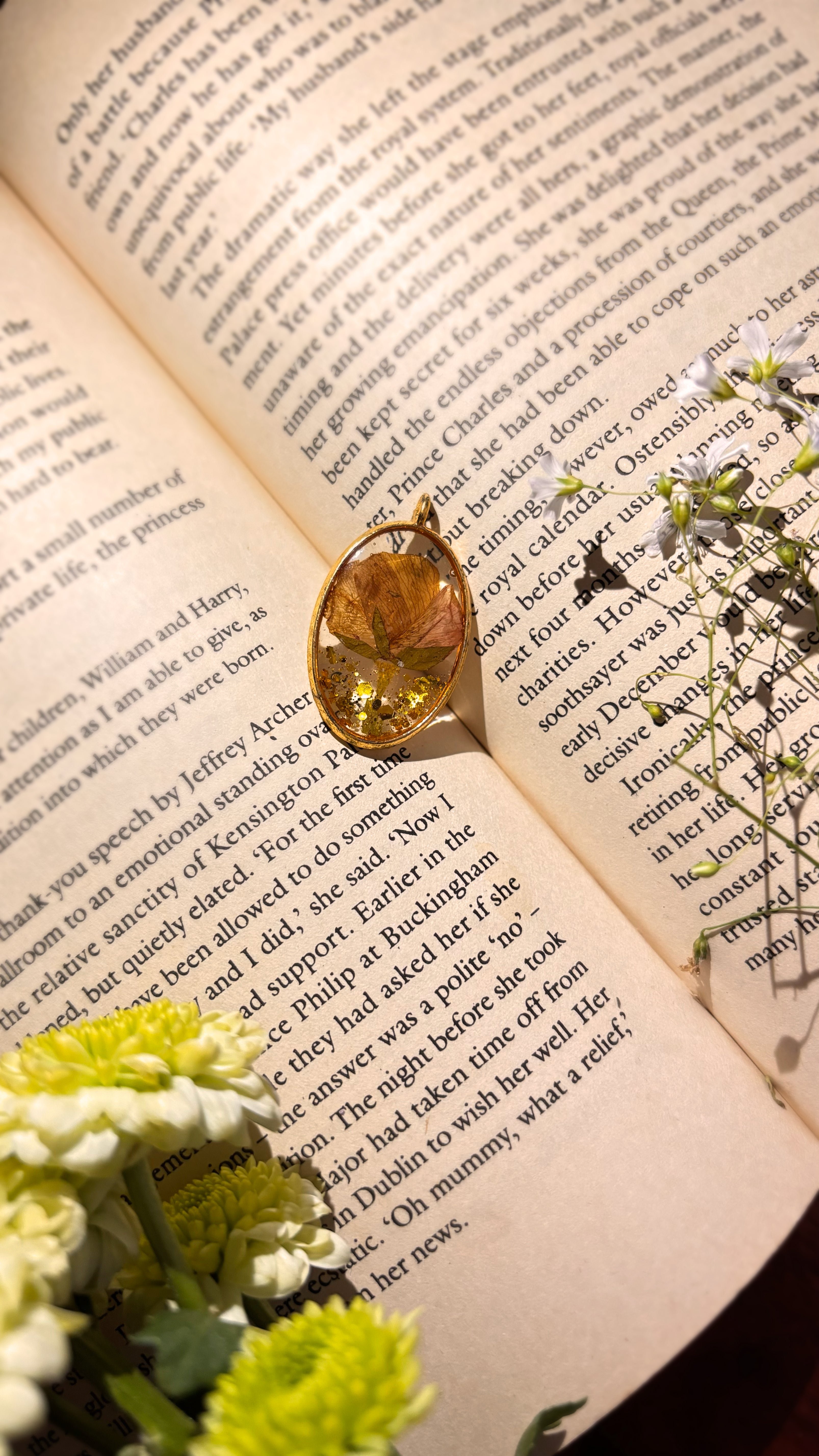 Crimson Rose Pendant - Madhues