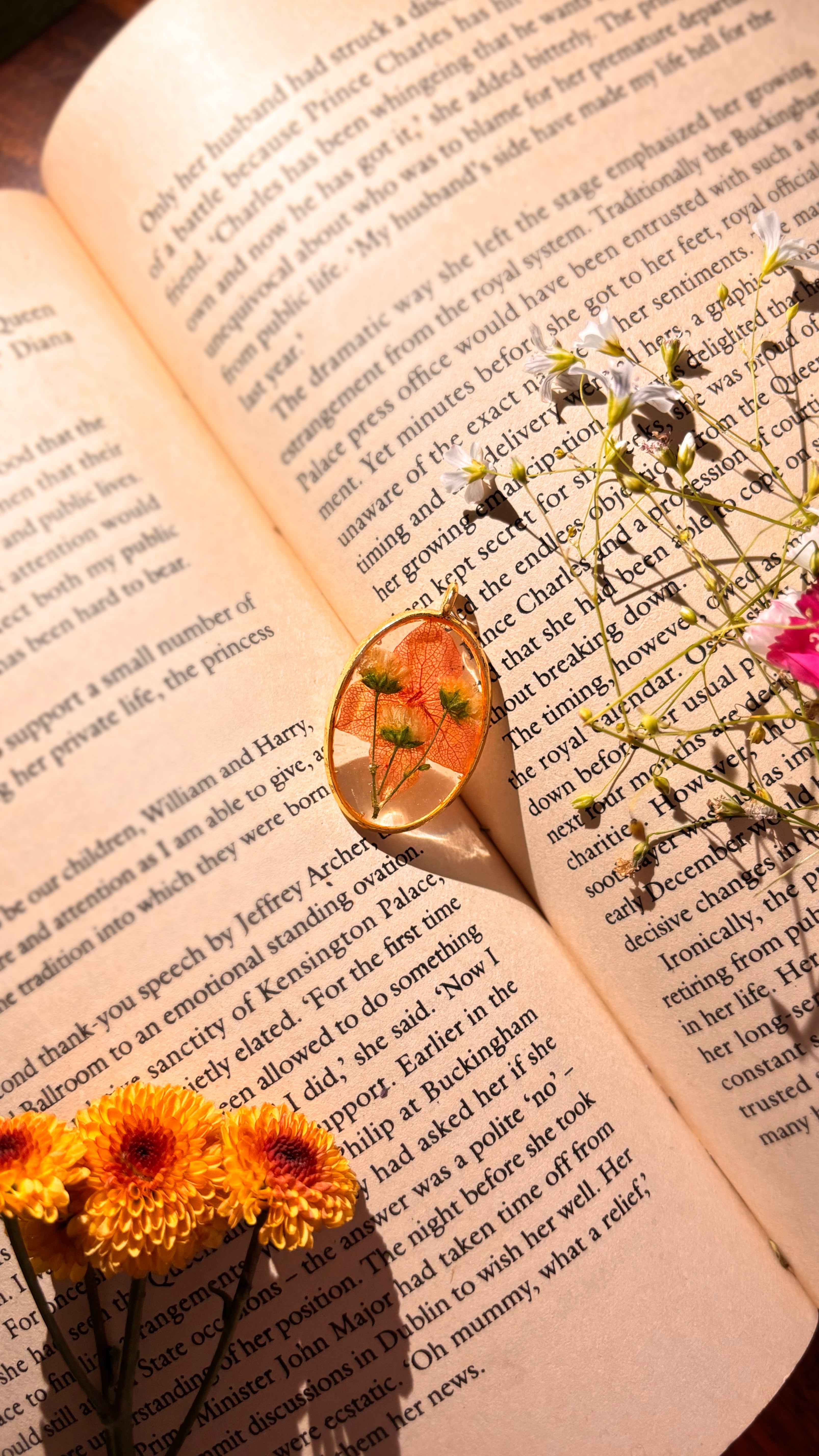 Peach Blossom Charm - Madhues