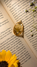 Golden Meadow Pendant - Madhues