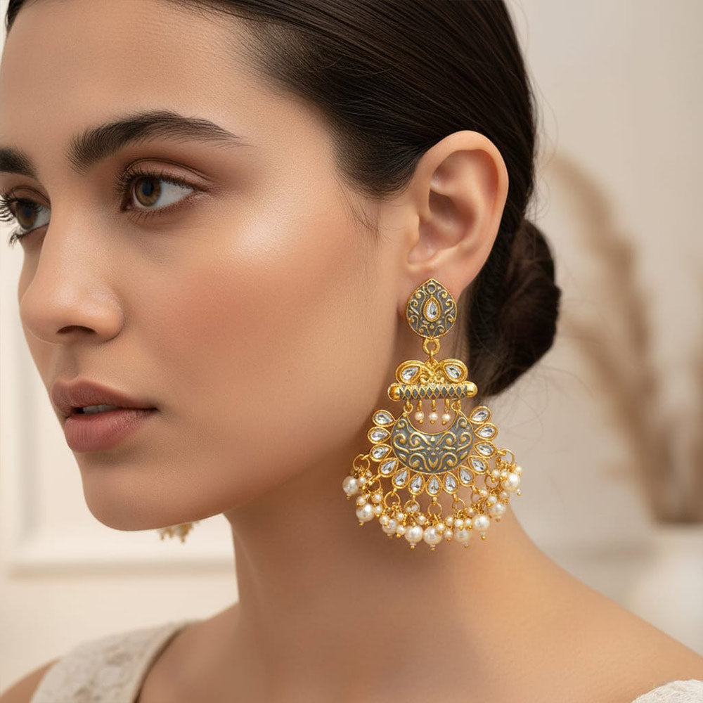 Gray Greatness Earrings