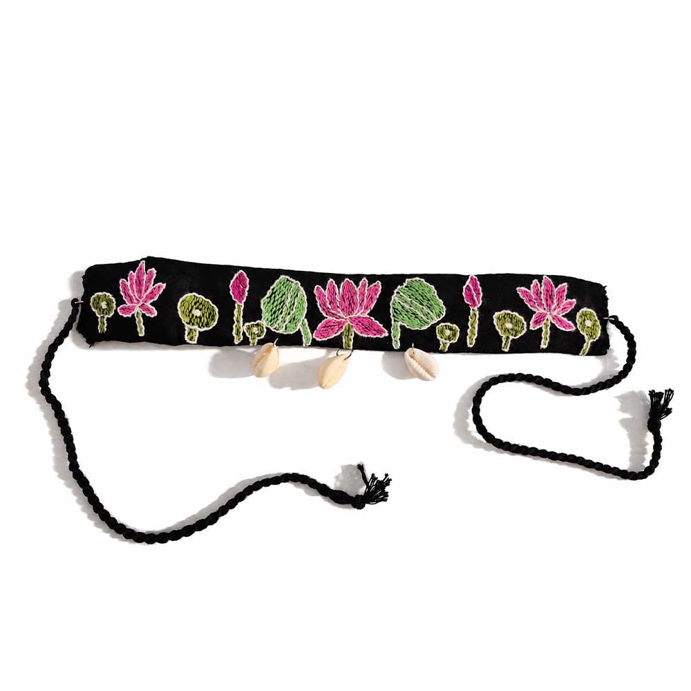 Lotus Motif Kantha Stitch Fabric Choker with Shell Details