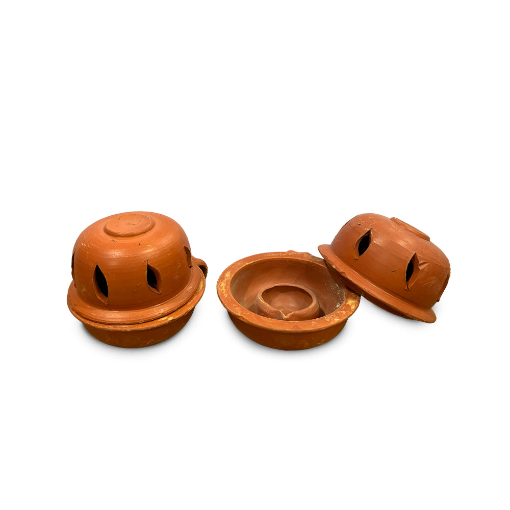 Pokhran Terracotta Essential Oil Burner with Leaf Cutouts
